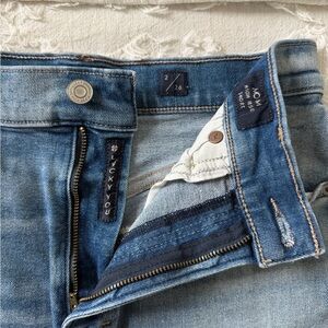 Lucky Brand Light Blue Denim Jeans